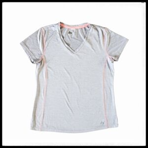 ⭐3/$25⭐ Grey Short Sleeve Women's Tee Size L